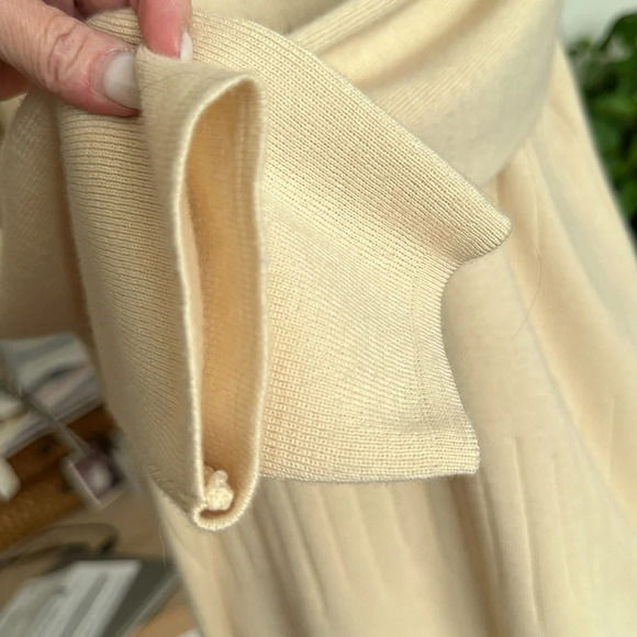 LECOMTE Sweater Italian Merino Wool Minimalist Classic Capsule Staple Size M - Picture 9 of 14